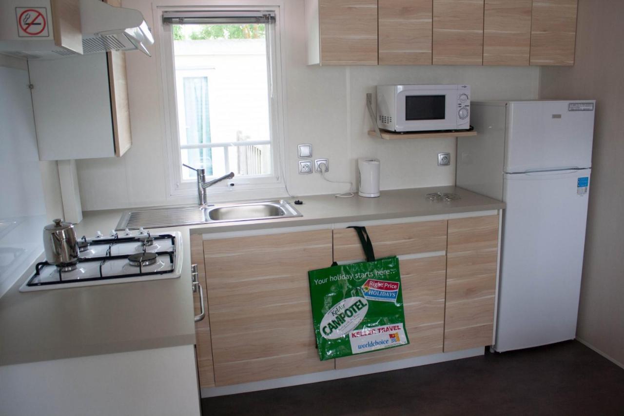 Mobile Homes By Kelair At Playa Montroig Camping Resort Tarragona Exteriör bild