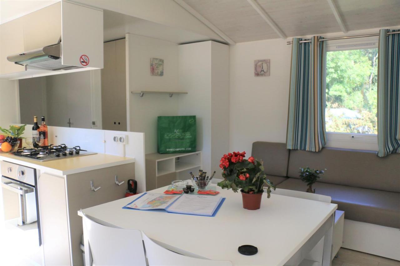 Mobile Homes By Kelair At Playa Montroig Camping Resort Tarragona Exteriör bild